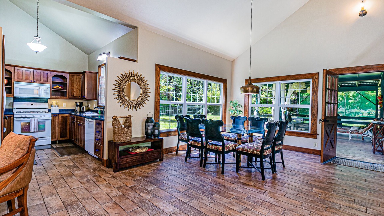 Photo of Kitchen in Royal Hawaiian Estates