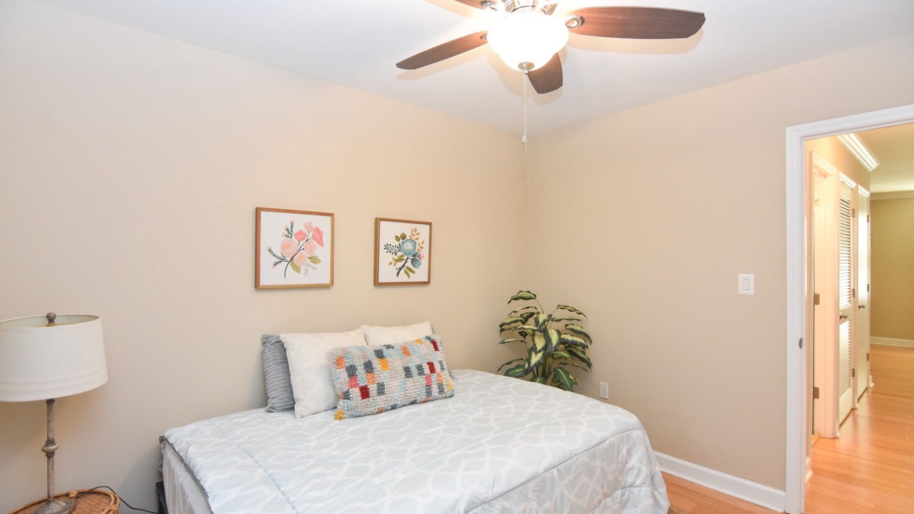 Photo of Bedroom in Columbia
