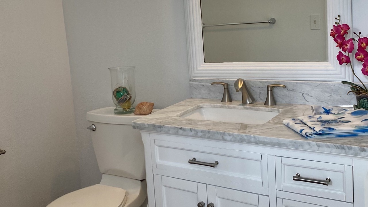 Photo of Bathroom in Waialee