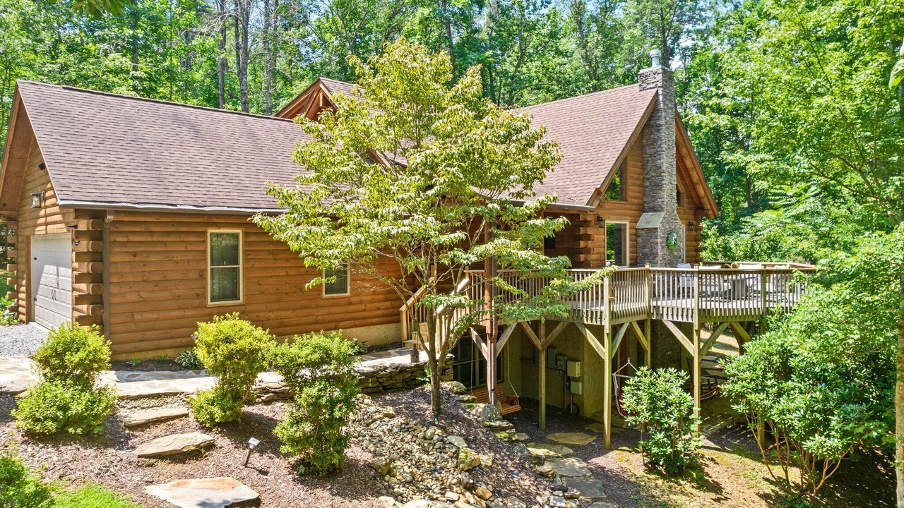 Photo of Outdoor in Lake Lure