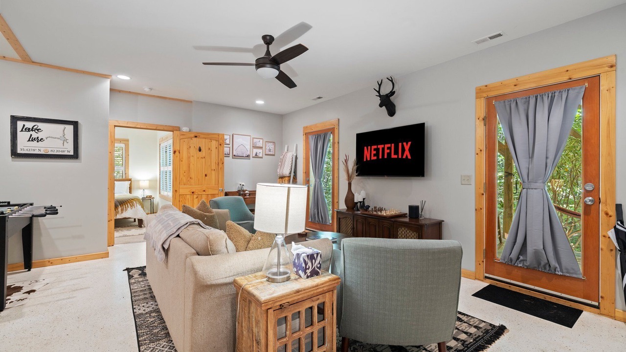 Photo of Livingroom in Lake Lure
