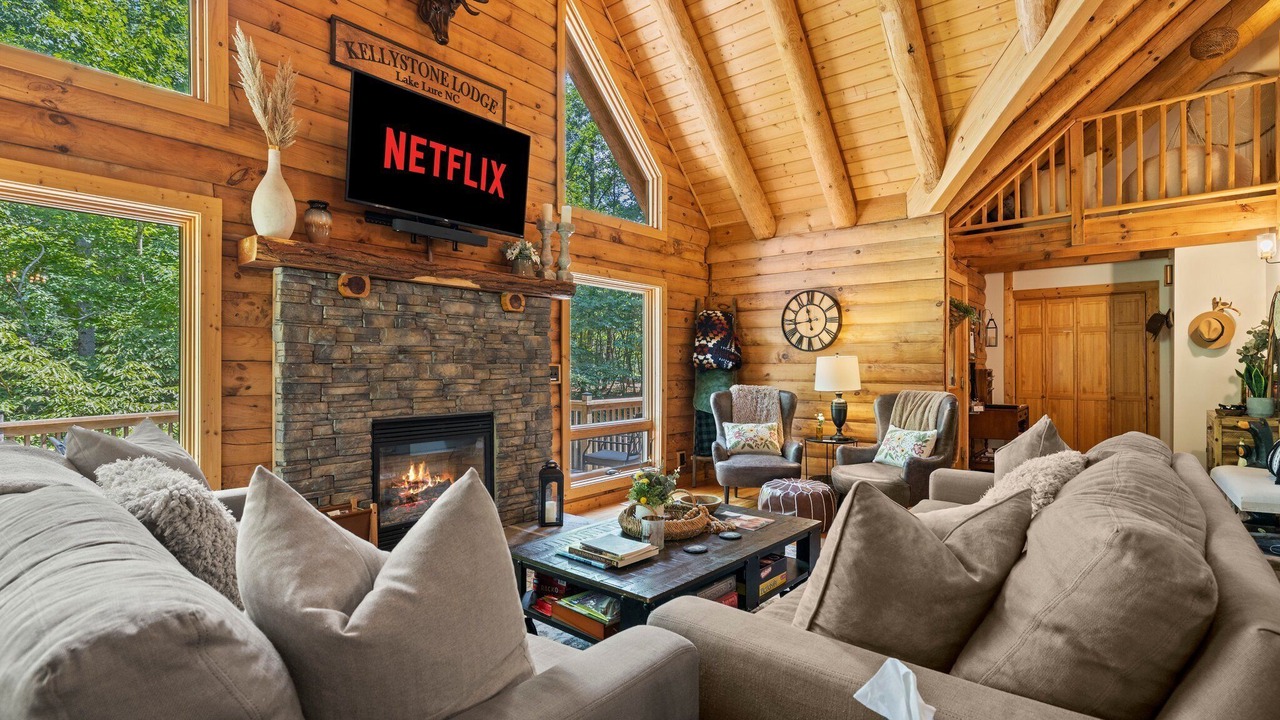 Photo of Livingroom in Lake Lure