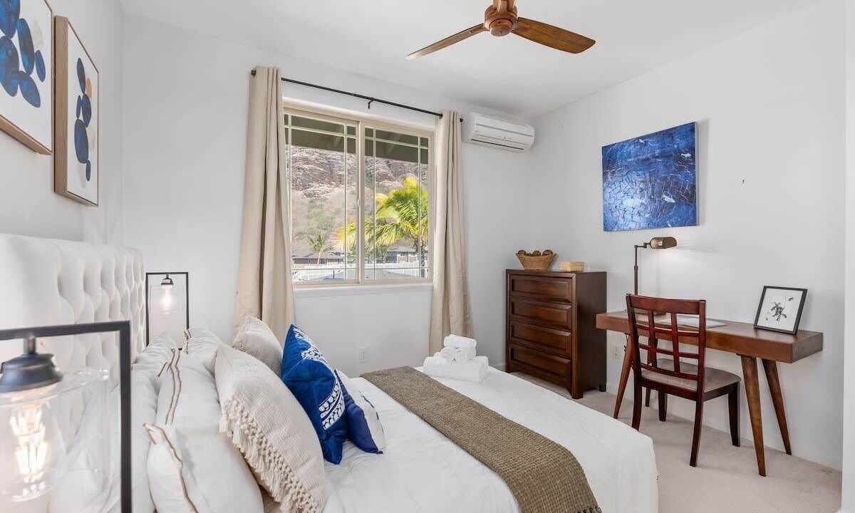 Photo of Bedroom in Makaha Valley