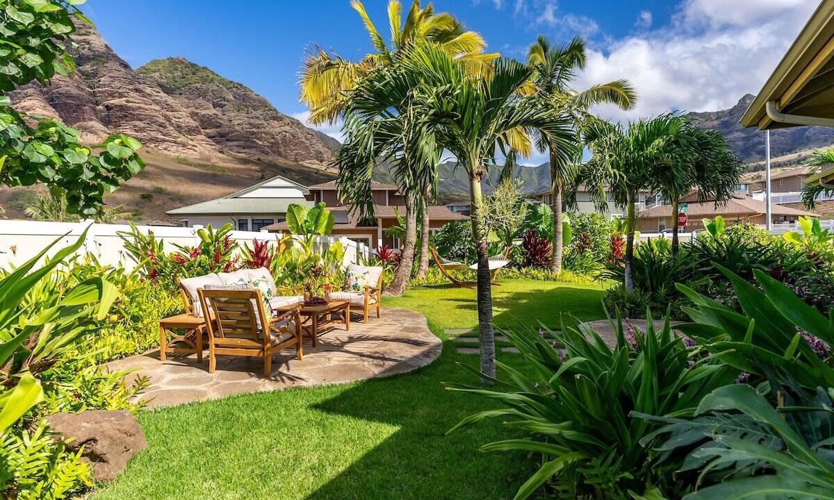 Photo of Patio Balcony in Makaha Valley