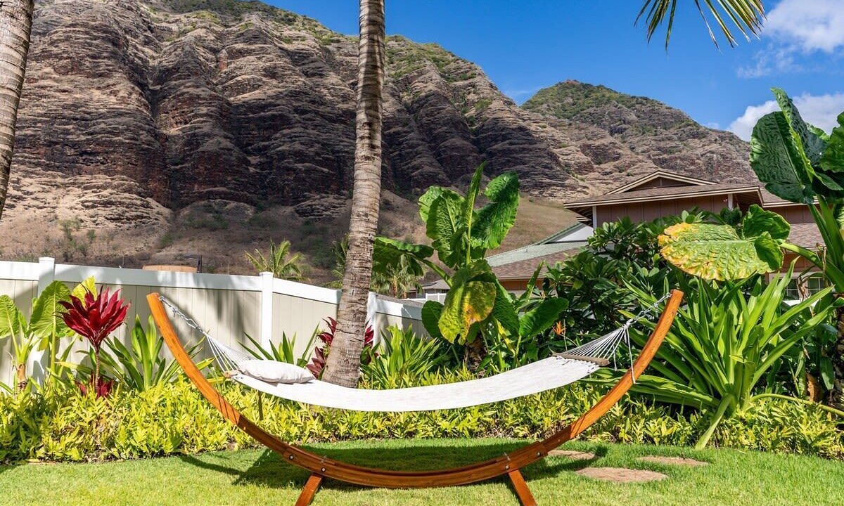 Photo of Outdoor in Makaha Valley