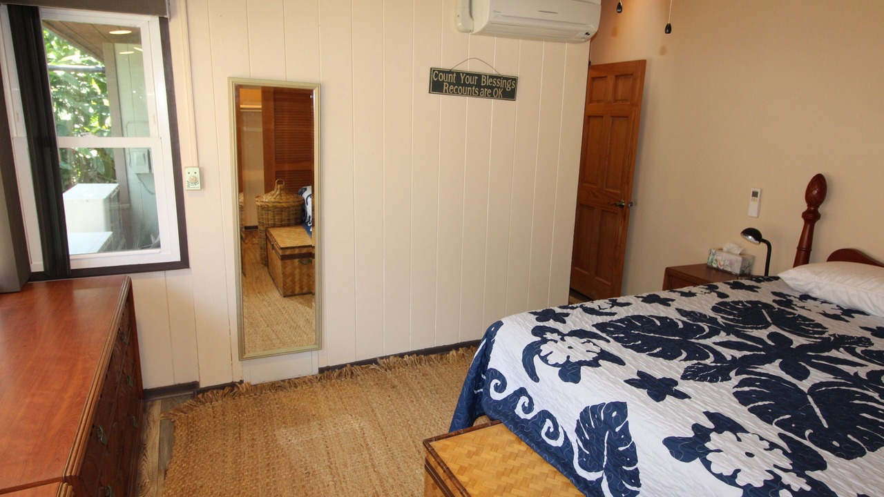 Photo of Bedroom in Kailua