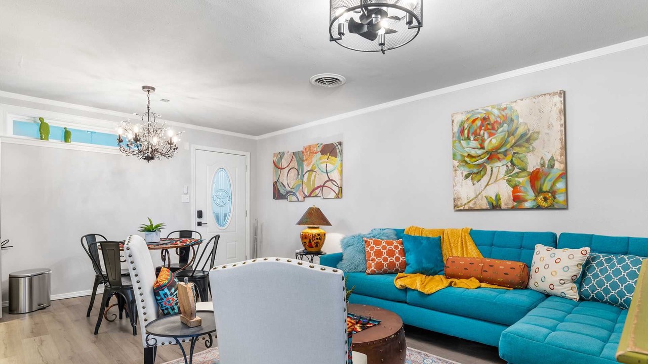 Photo of Livingroom in Bandera