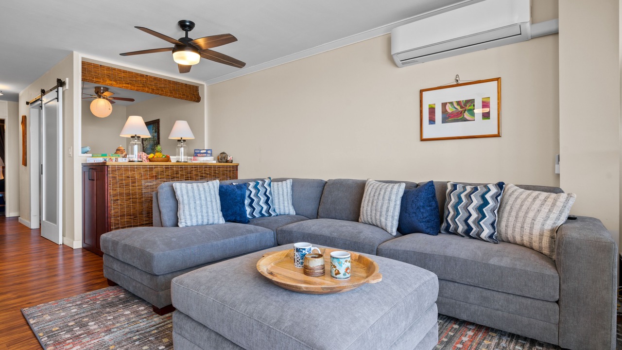 Photo of Livingroom in Historic Kailua Village