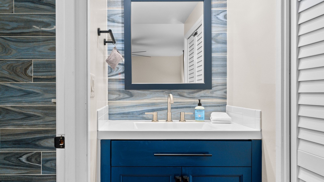 Photo of Bathroom in Historic Kailua Village