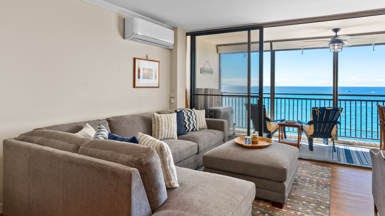 Photo of Livingroom in Historic Kailua Village