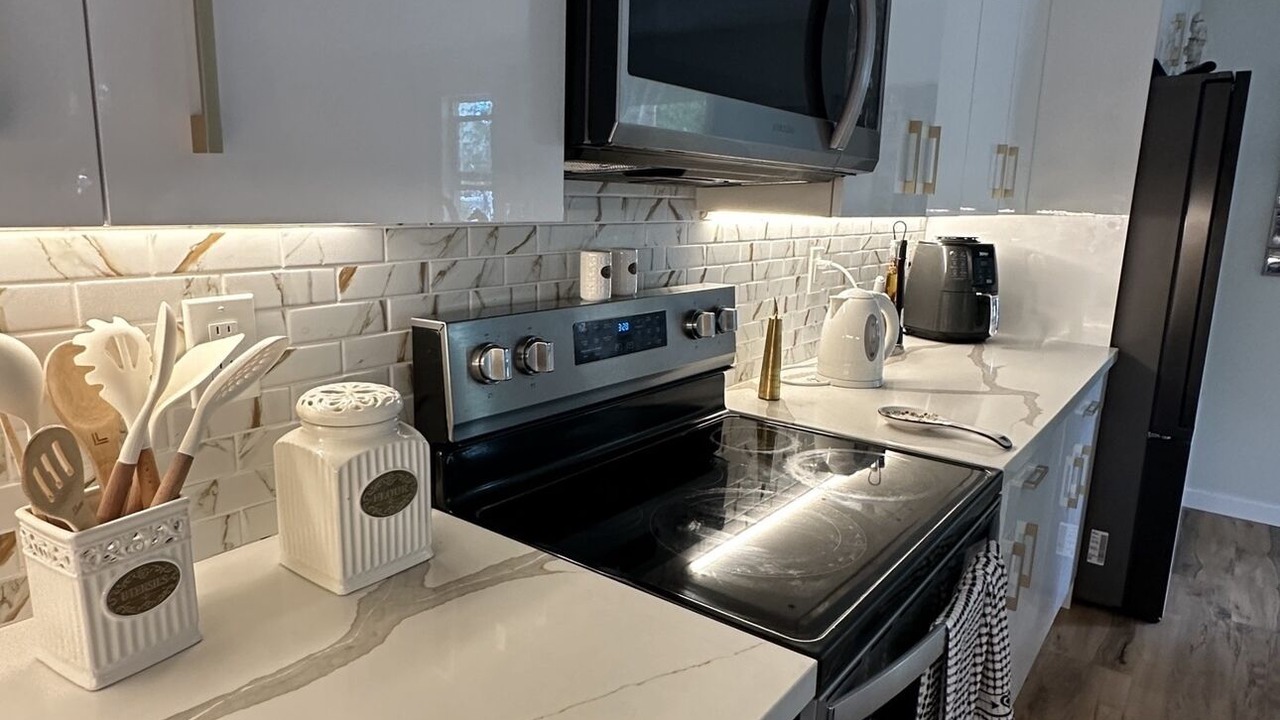 Photo of Kitchen in Waianae