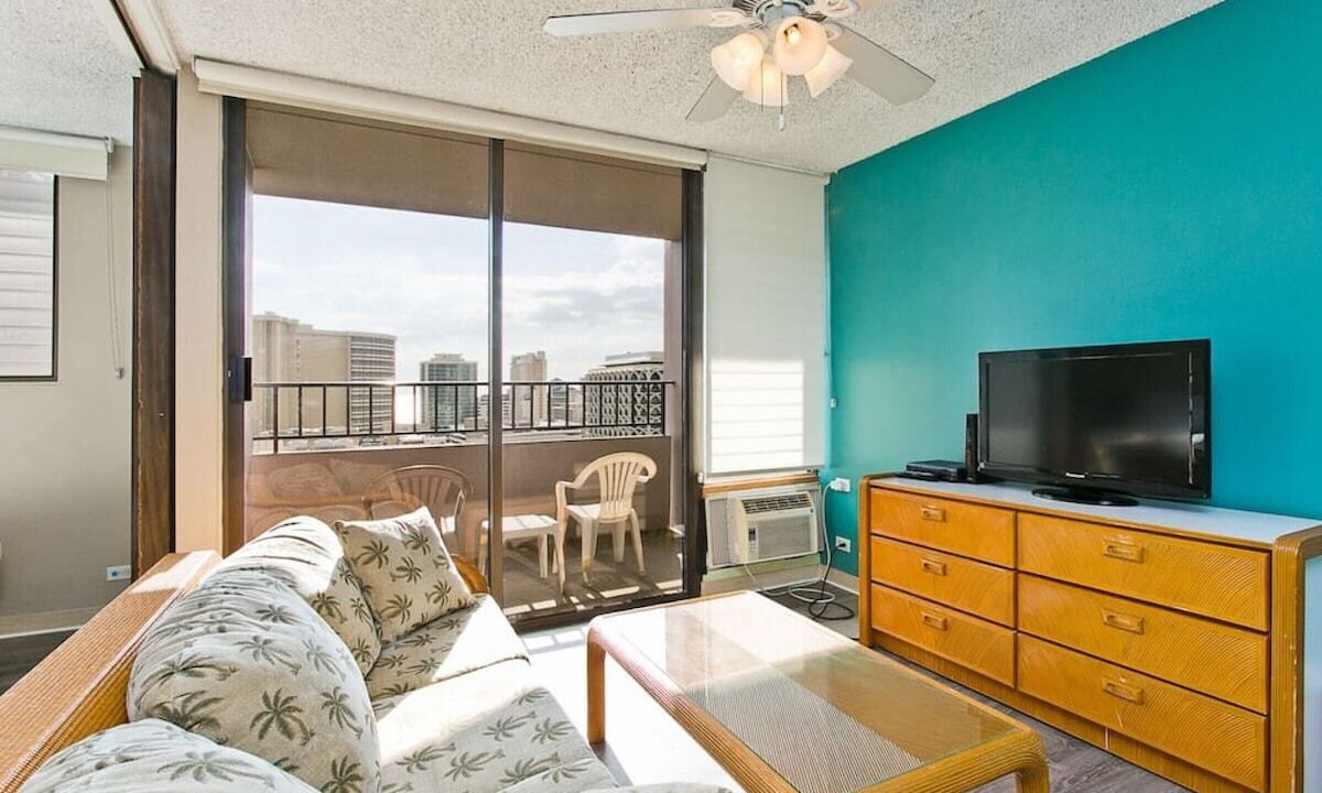 Photo of Bedroom in Diamond Head - Kapahulu - St. Louis