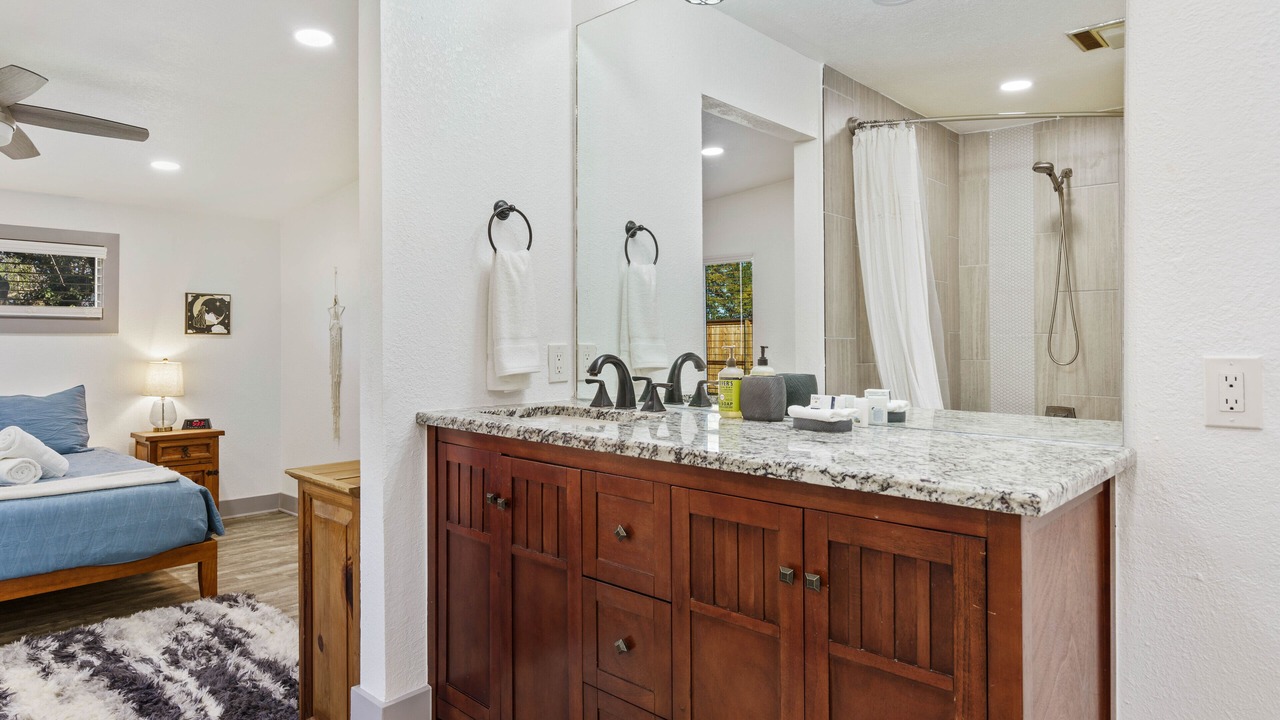 Photo of Bathroom in Spicewood