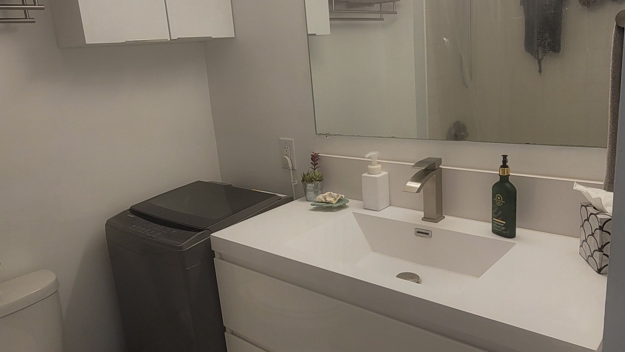 Photo of Bathroom in Makaha
