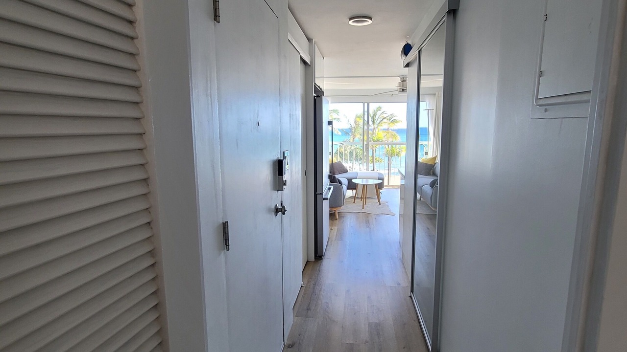 Photo of Others in Makaha
