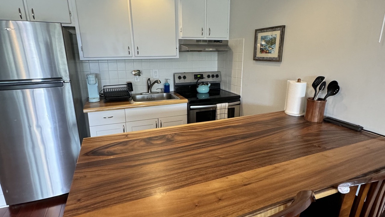 Photo of Kitchen in Waikoloa