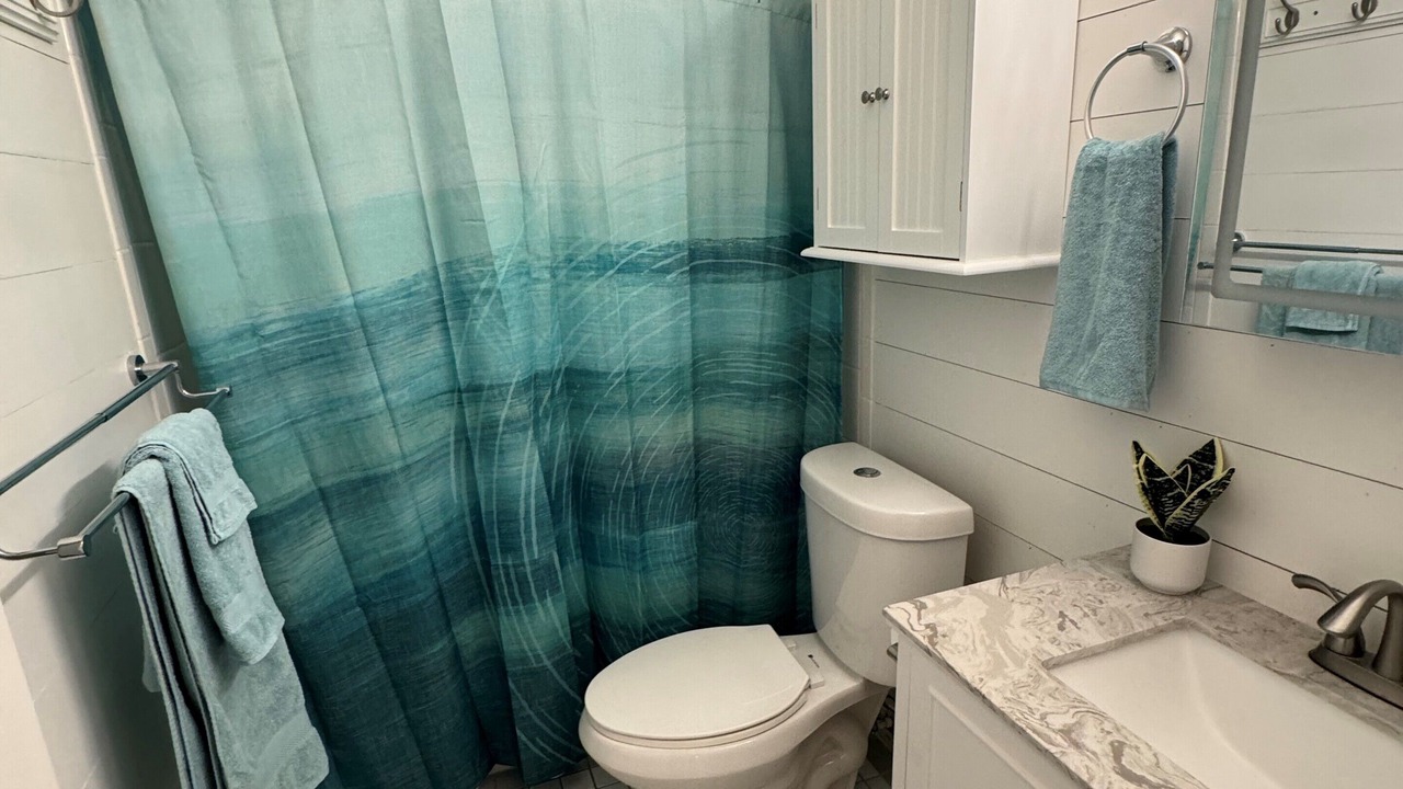 Photo of Bathroom in Waikoloa