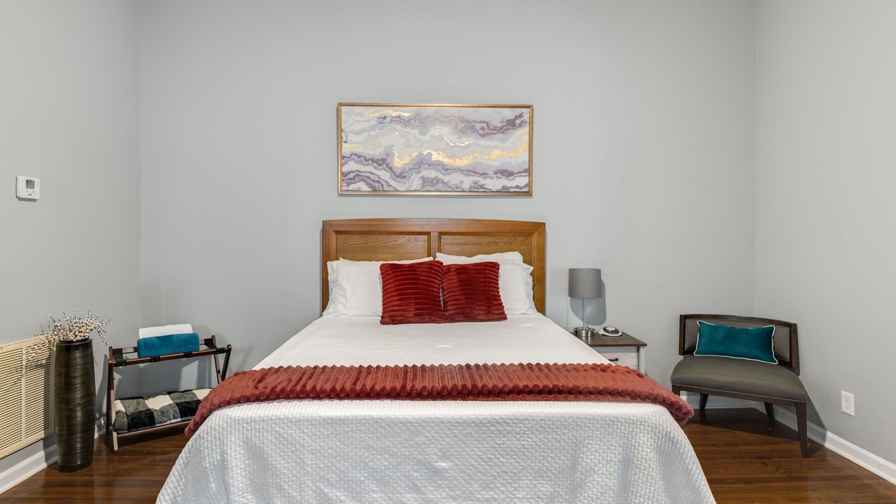 Photo of Bedroom in Downtown