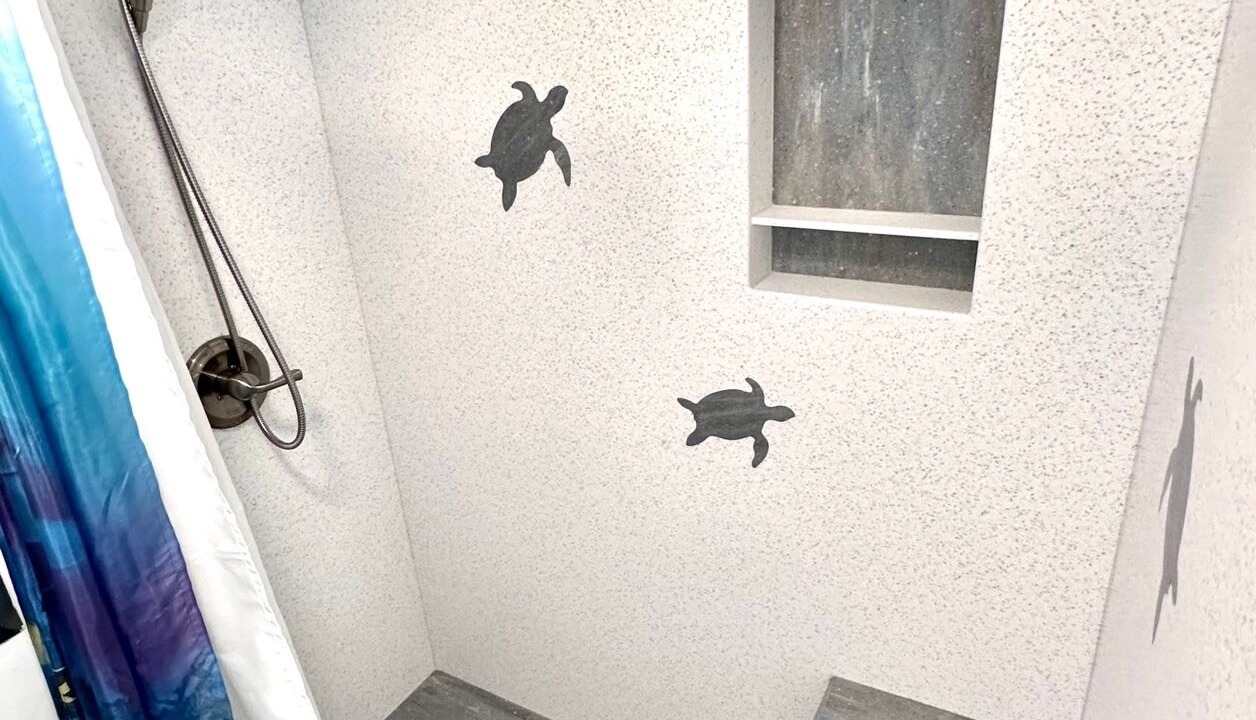 Photo of Bathroom in Punaluu
