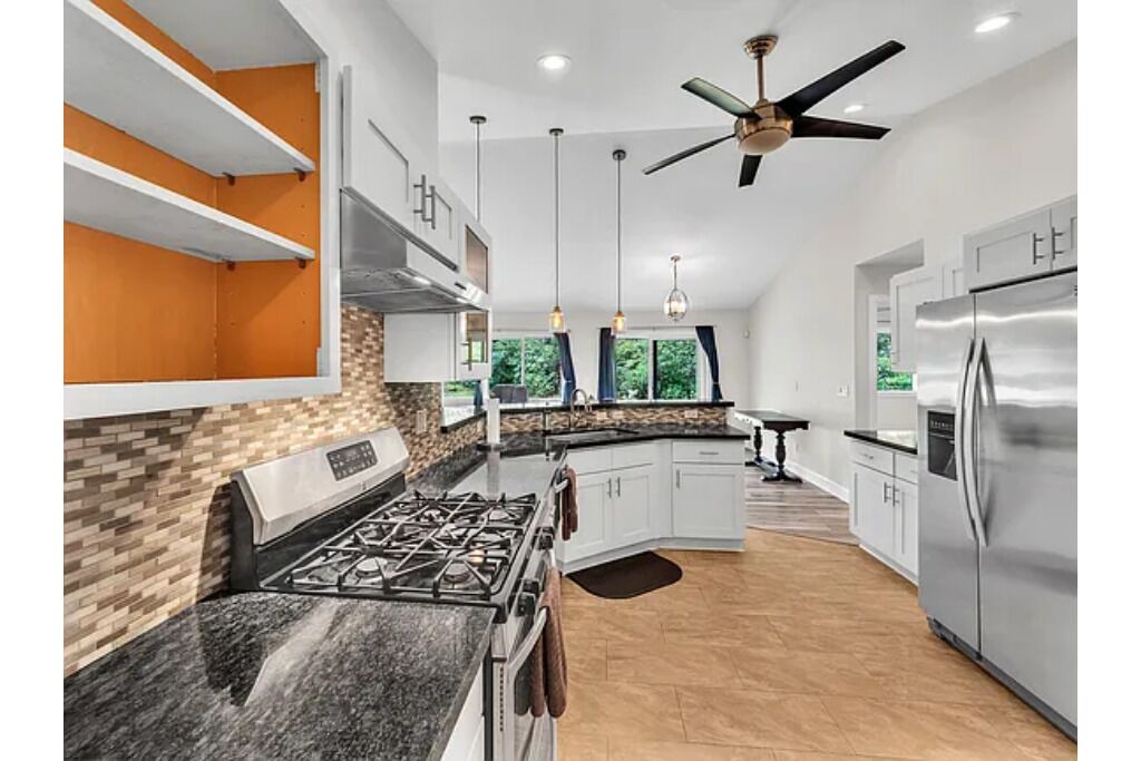 Photo of Kitchen in Keaau