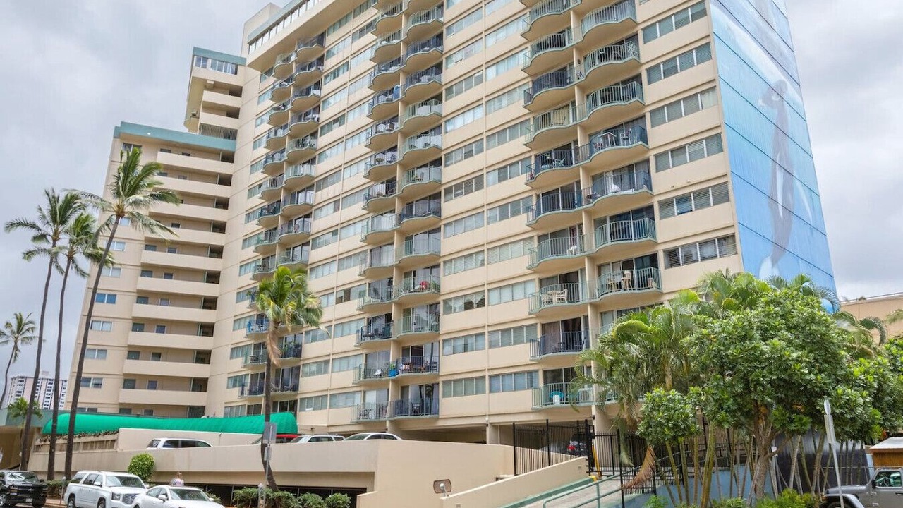 Photo of Outdoor in McCully - Moiliili