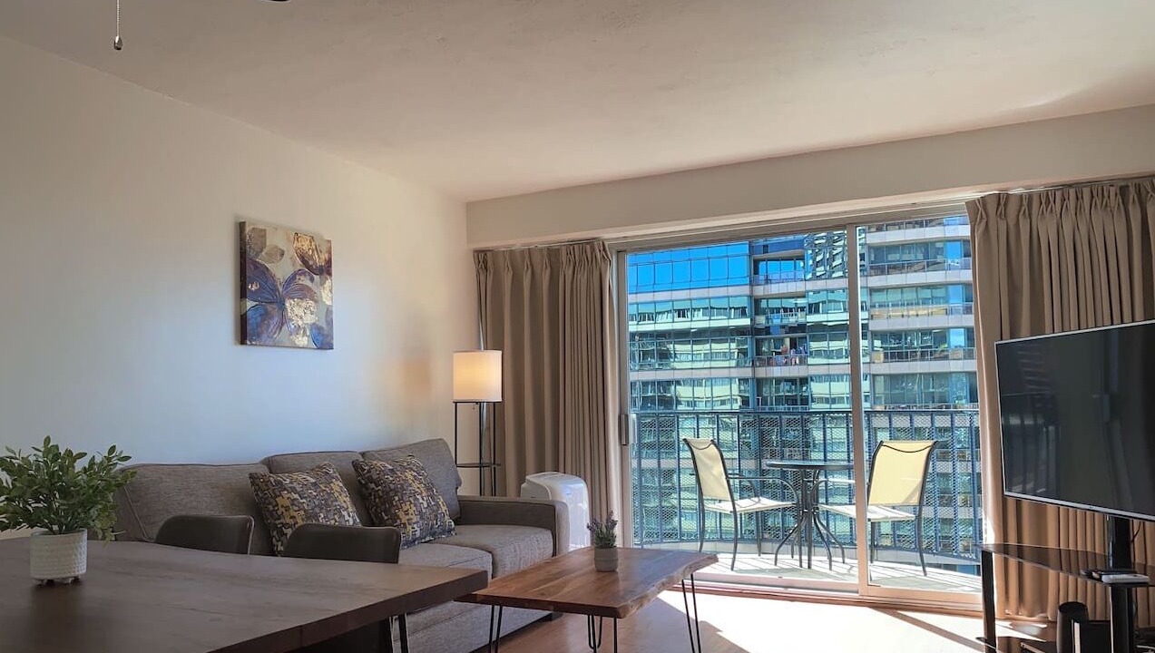 Photo of Livingroom in McCully - Moiliili