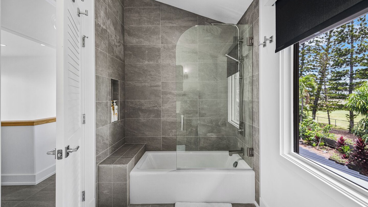 Photo of Bathroom in Historic Kailua Village