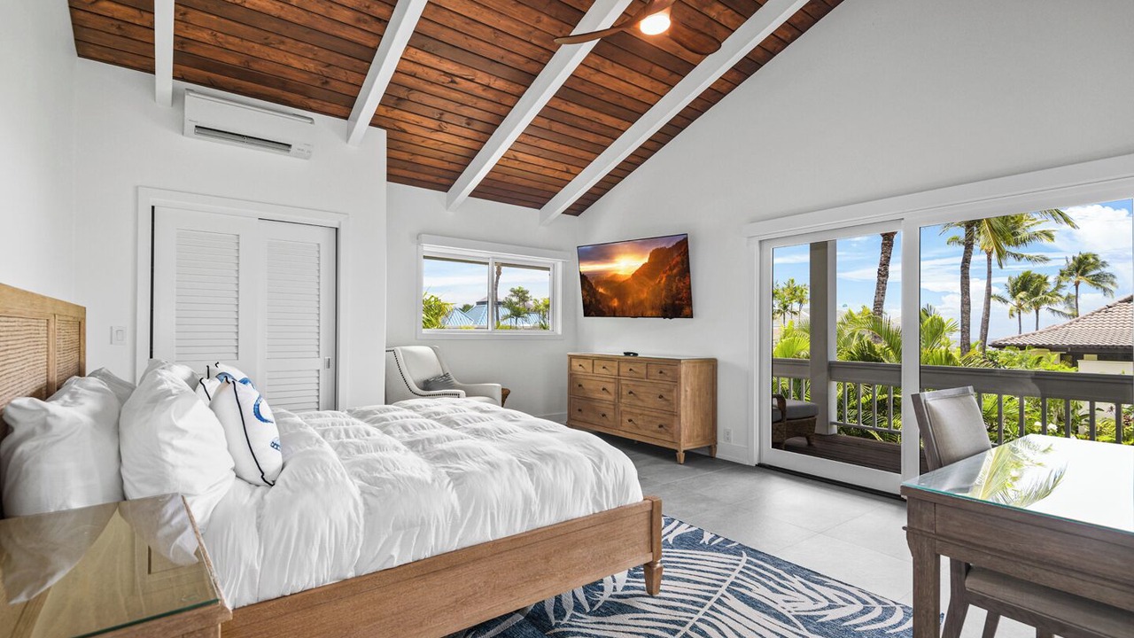 Photo of Bedroom in Historic Kailua Village