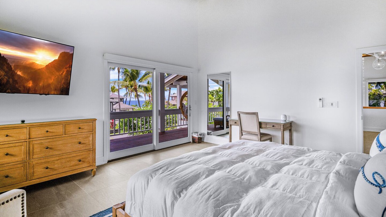 Photo of Bedroom in Historic Kailua Village