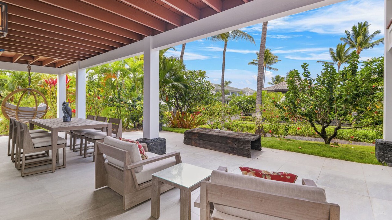 Photo of Outdoor in Historic Kailua Village