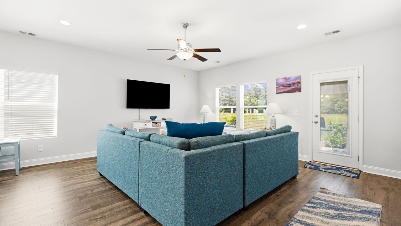 Photo of Livingroom in Ocean Isle Beach