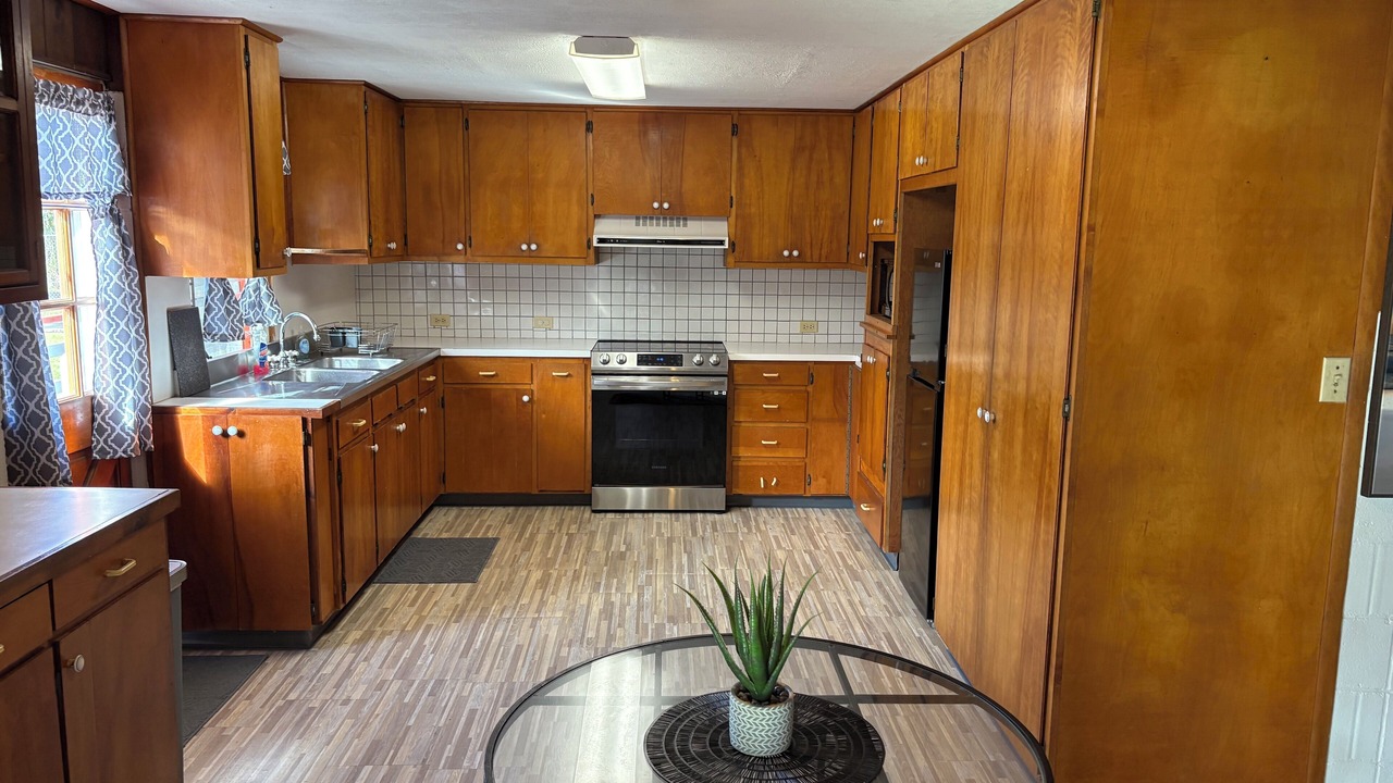 Photo of Kitchen in Kapoho