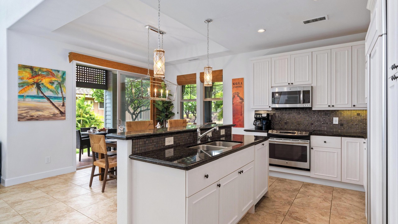 Photo of Kitchen in Kulalani
