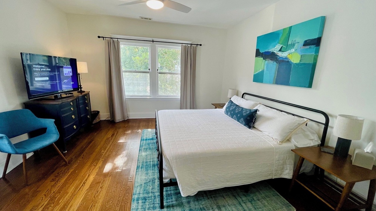 Photo of Bedroom in Downtown