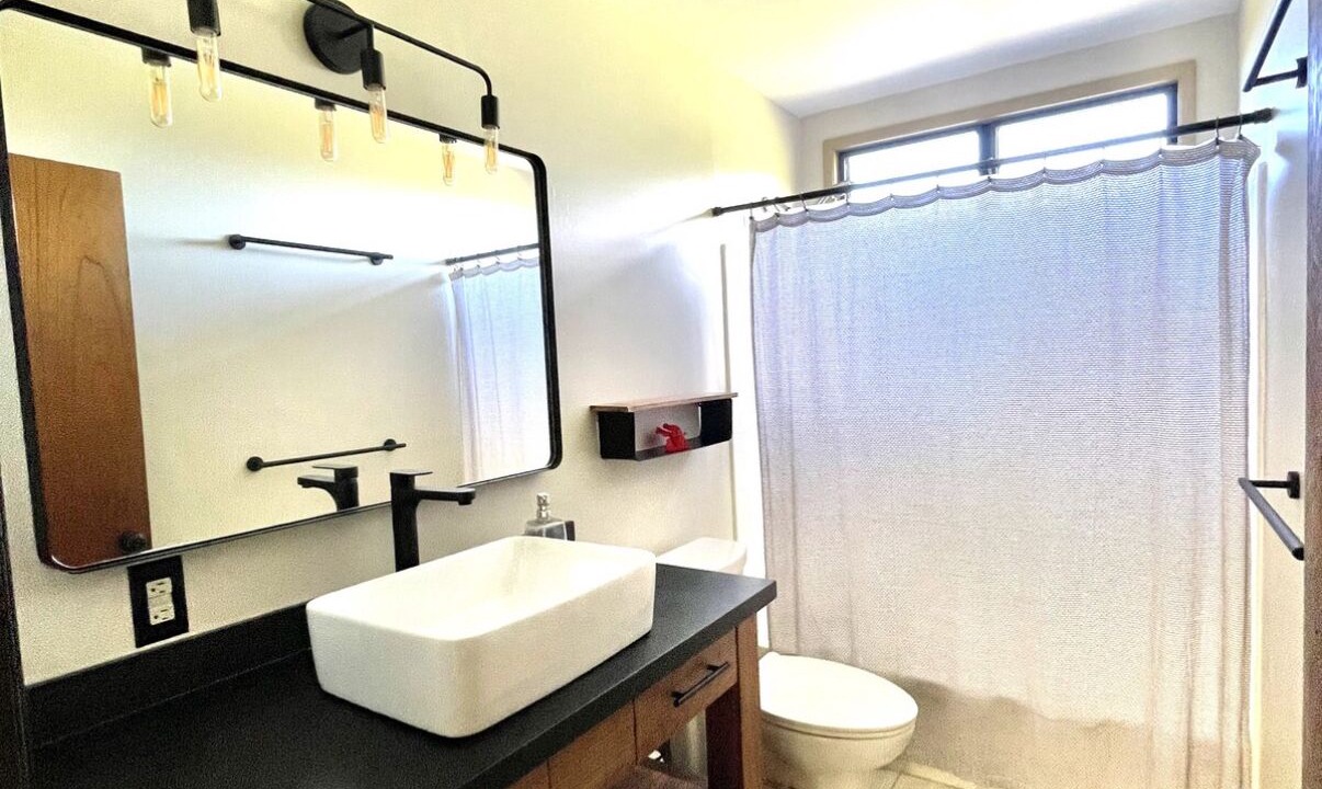 Photo of Bathroom in Honaunau-Napoopoo
