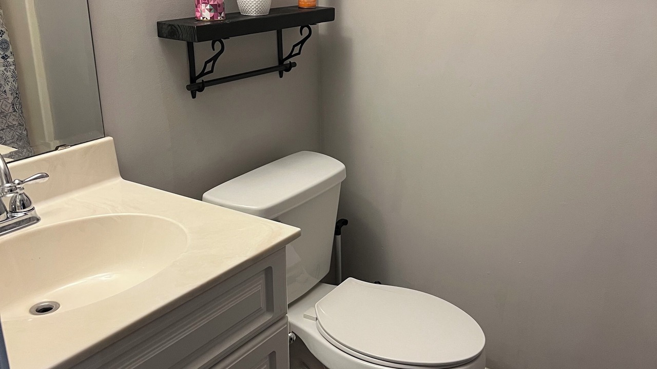 Photo of Bathroom in Leland