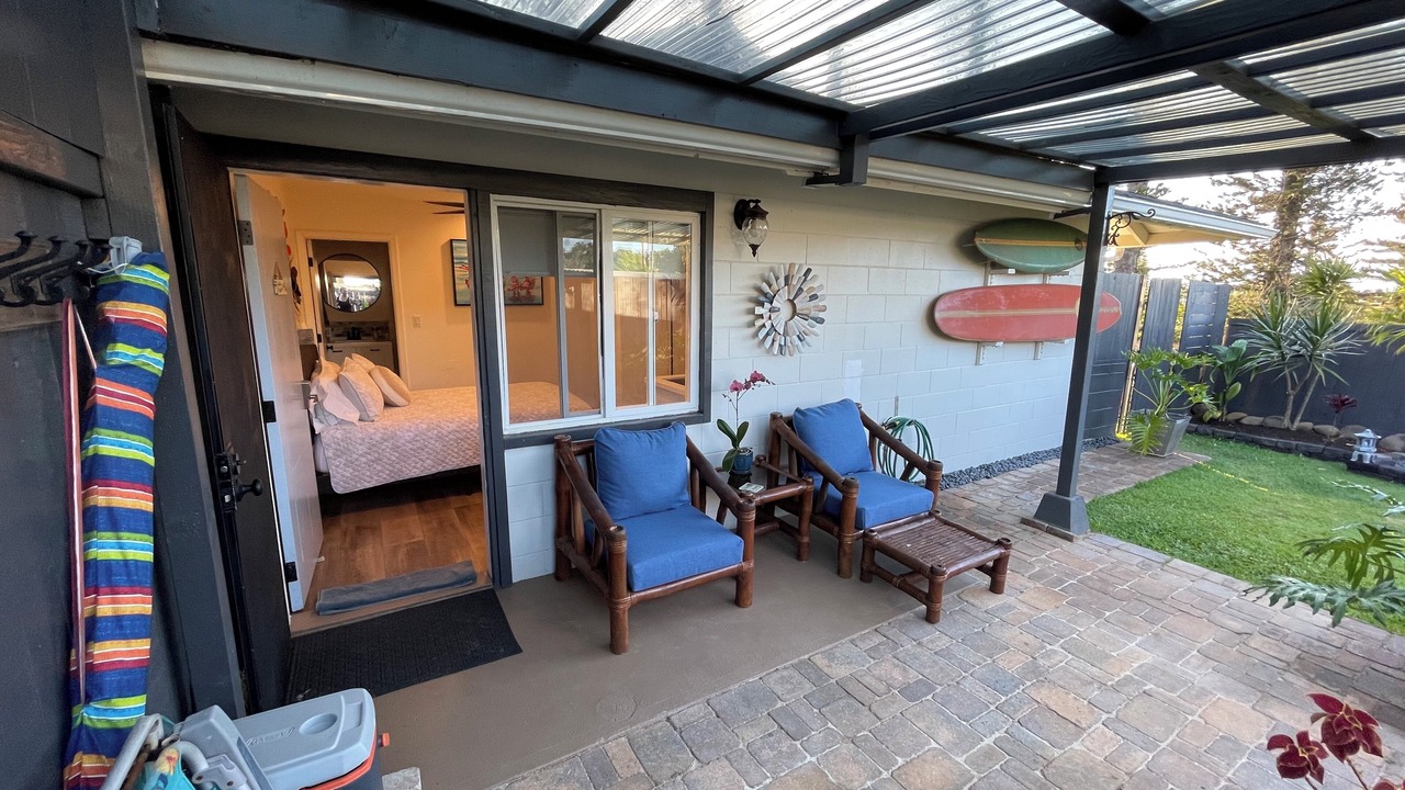 Photo of Patio Balcony in Haiku