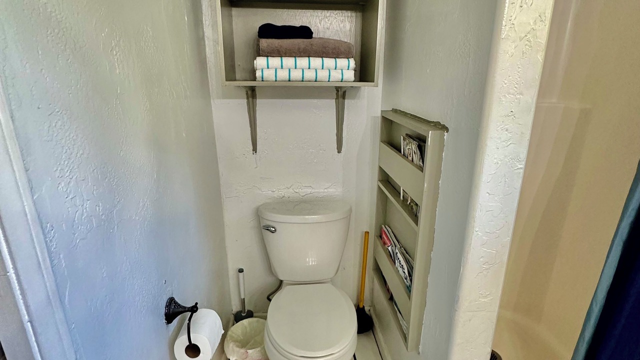 Photo of Bathroom in Kahuku