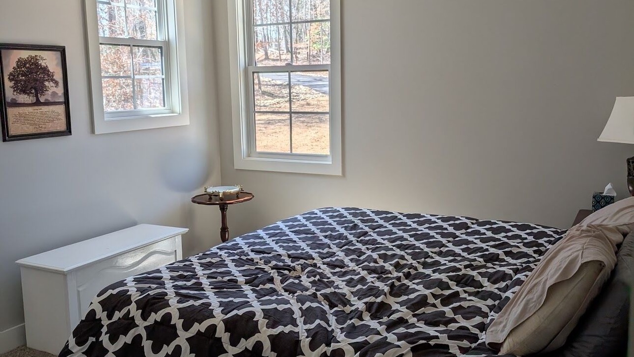 Photo of Bedroom in Seneca