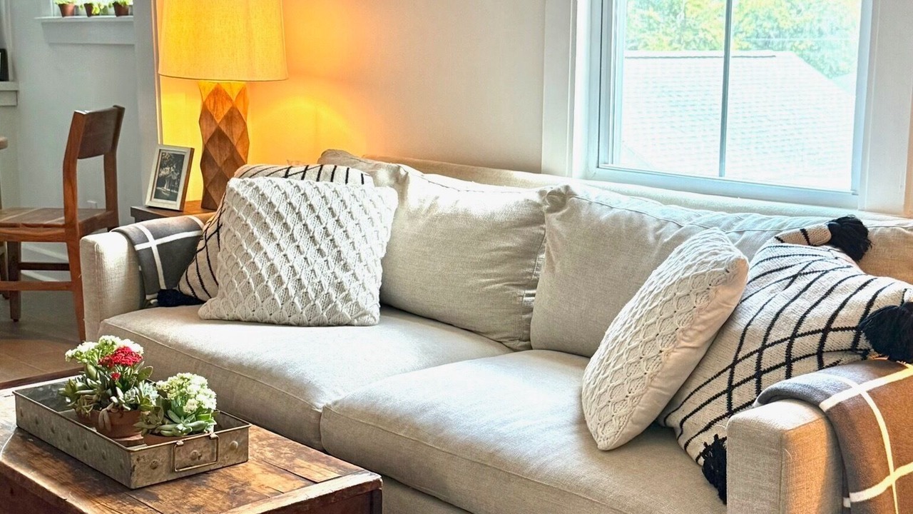 Photo of Livingroom in Westside