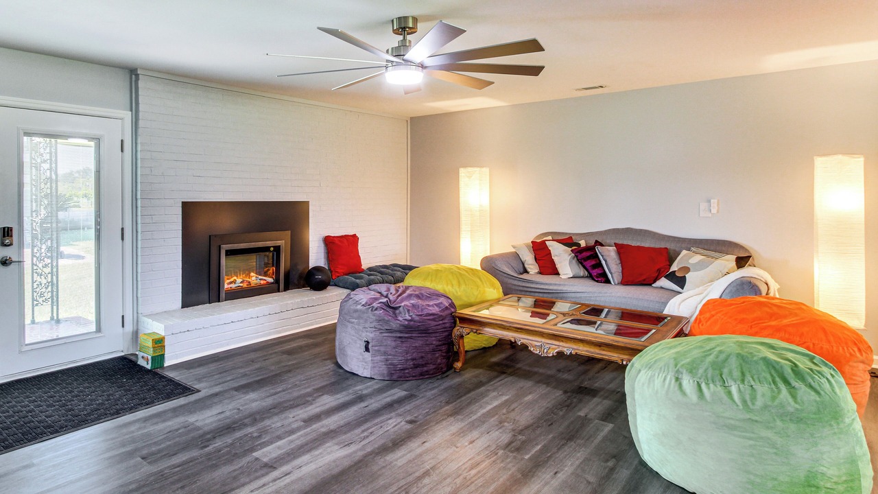Photo of Livingroom in Albany