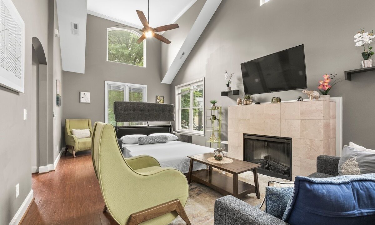 Photo of Bedroom in Biddleville