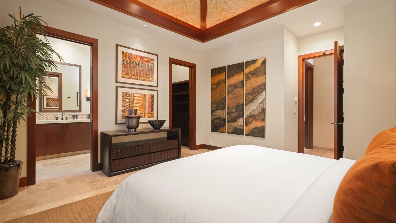 Photo of Bedroom in Kaupulehu
