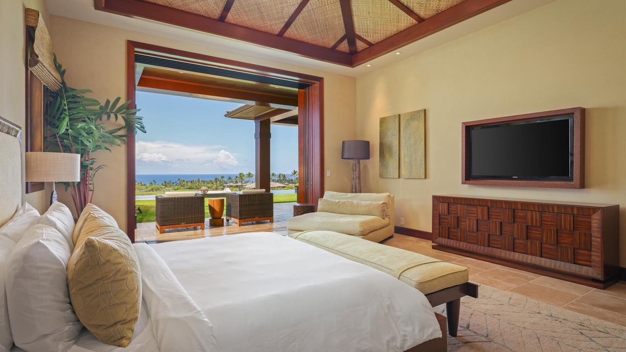 Photo of Bedroom in Kaupulehu
