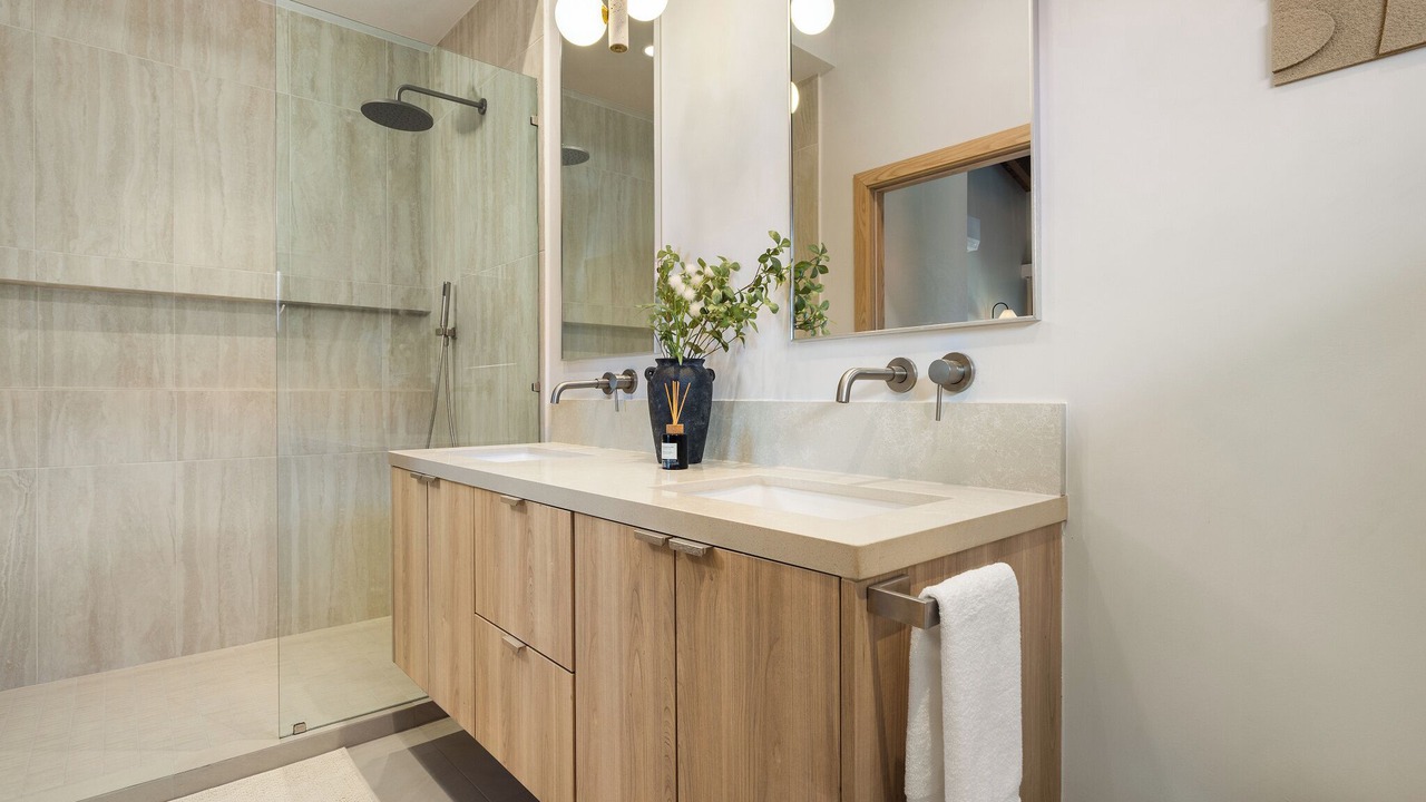Photo of Bathroom in Kaneohe