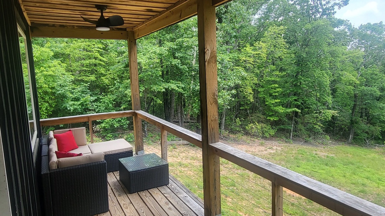 Photo of Patio Balcony in Smith River