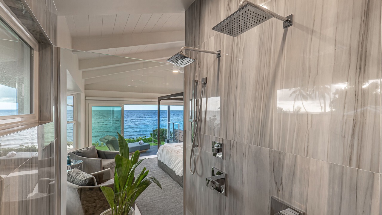 Photo of Bathroom in Waialua