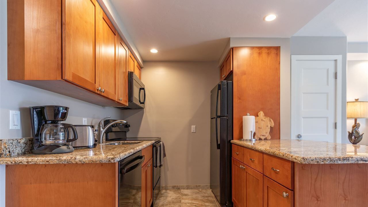Photo of Kitchen in Historic Lahaina Front Street