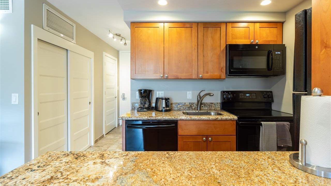 Photo of Kitchen in Historic Lahaina Front Street