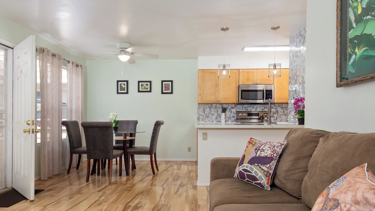 Photo of Livingroom in Waikoloa